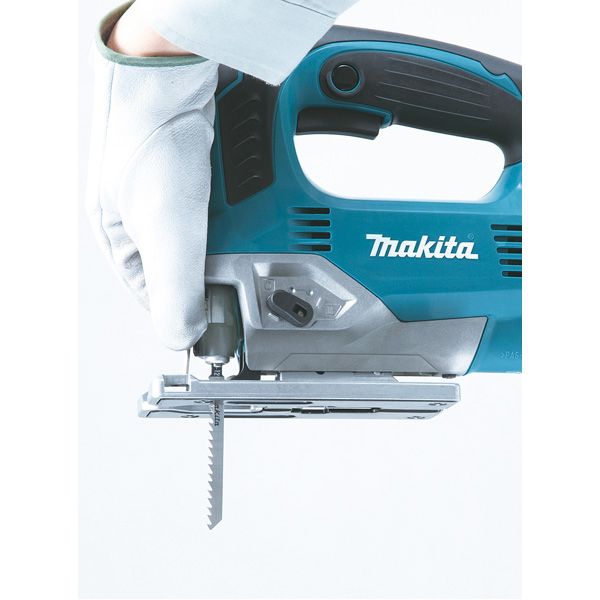 Scie sauteuse 650W MAKITA JV0600J