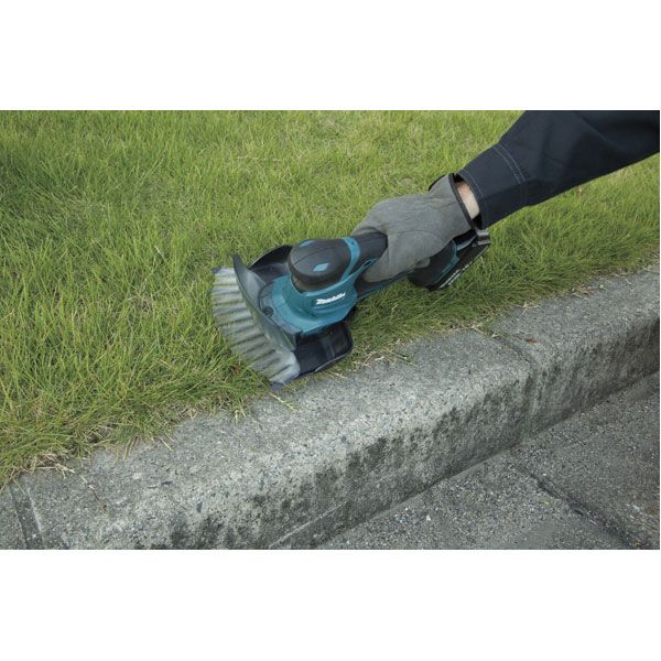 Taille-herbe 18 V Li-Ion 3 Ah  (1 batterie)   DUM604ZX-P MAKITA